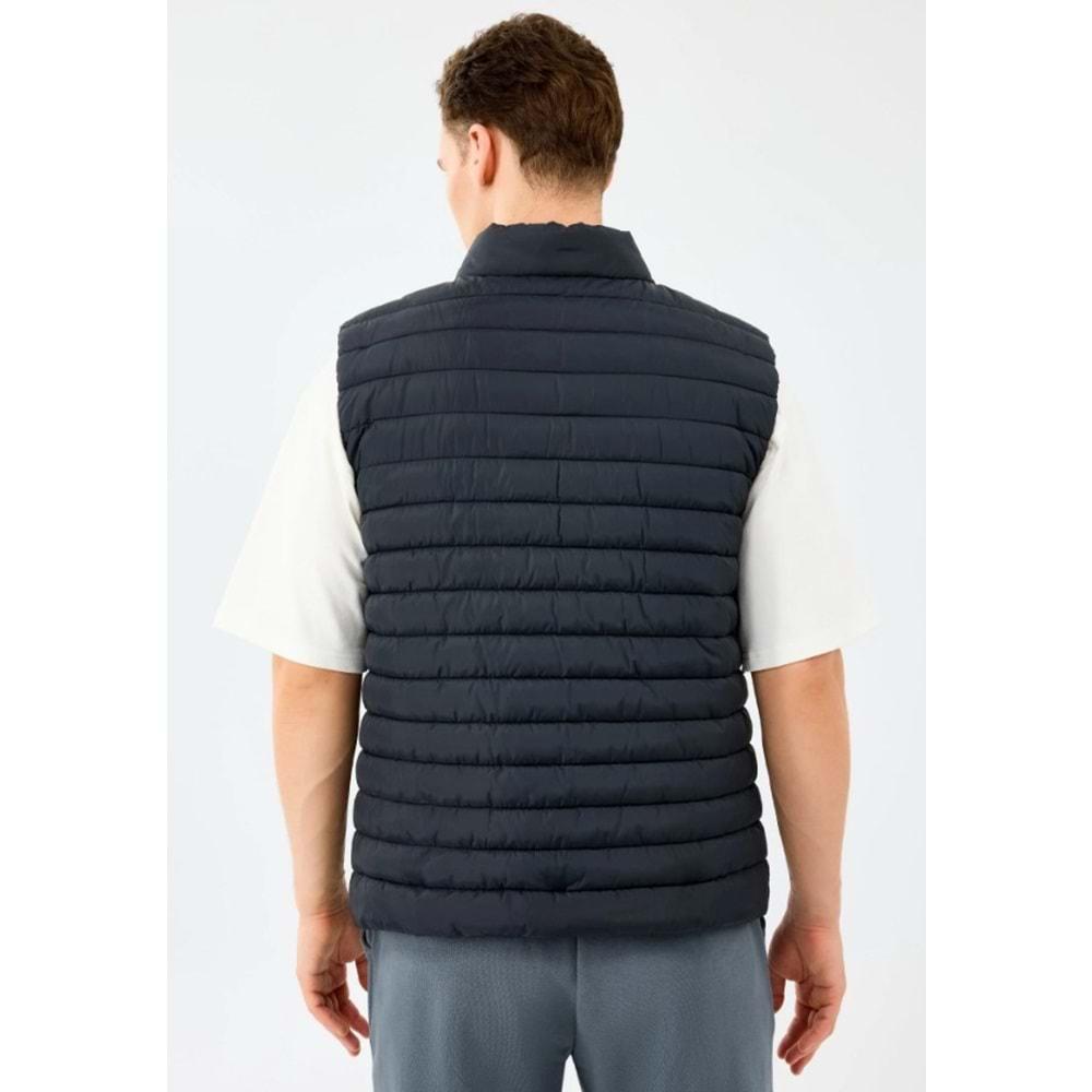 Skechers M Outerwear Polar Lining Paded Vest S242212-3817 Erkek Yelek