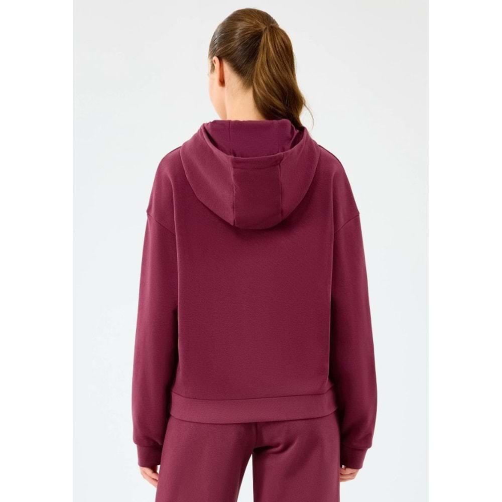 Skechers W Essential Hoodie Sweatshirt S2610013-3877 Kadın Kapüşonlu Sweatshirt