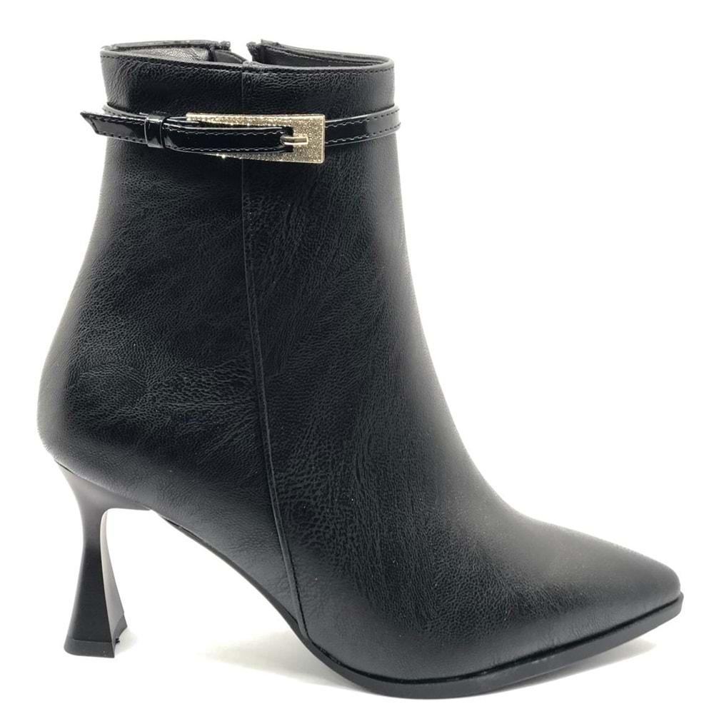 Feles Yanı İnce Taş Tokalı Klasik Sivri Burun Topuklu Kadın Bot