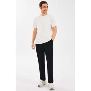 Skechers S242115-001 M Essential Regular Sweatpant Erkek Eşofman Altı