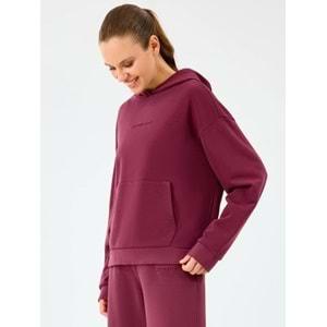 Skechers W Essential Hoodie Sweatshirt S2610013-3877 Kadın Kapüşonlu Sweatshirt